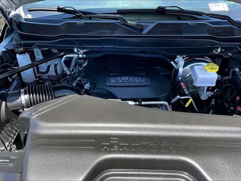 Certified 2026 RAM 2500 Big Horn AWD/4WD image 31