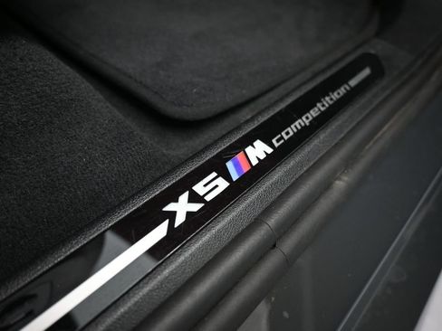 Used 2024 BMW X5 M Competition w/ Executive Package AWD/4WD image 24