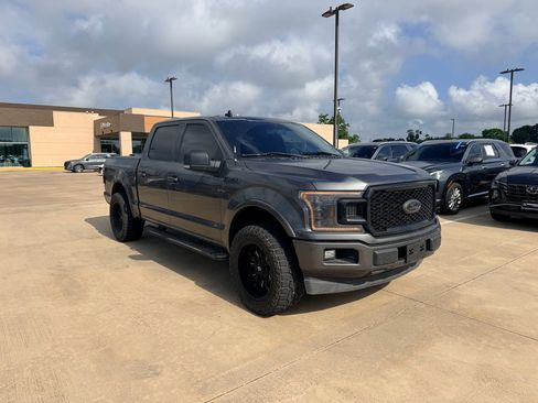 Used 2020 Ford F150 XLT w/ Equipment Group 302A Luxury RWD image 3