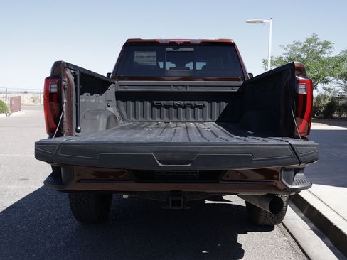 Used 2024 GMC Sierra 3500 Denali Ultimate AWD/4WD image 19