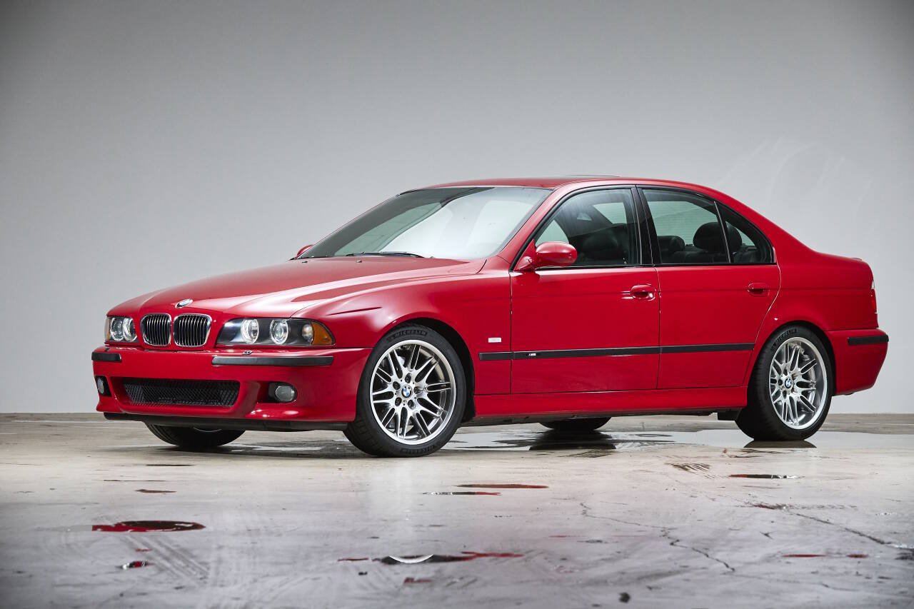 Used 2001 BMW M5 RWD image 3