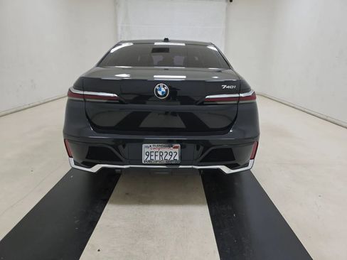 Used 2023 BMW 740i RWD image 5