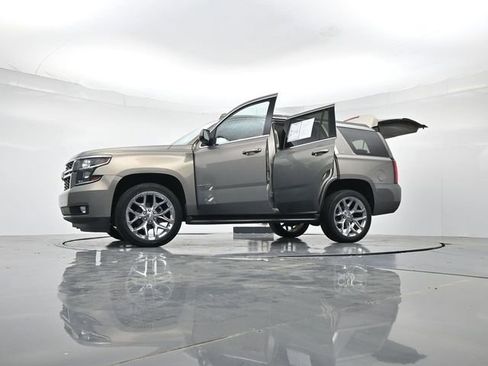 Used 2018 Chevrolet Tahoe LT image 54