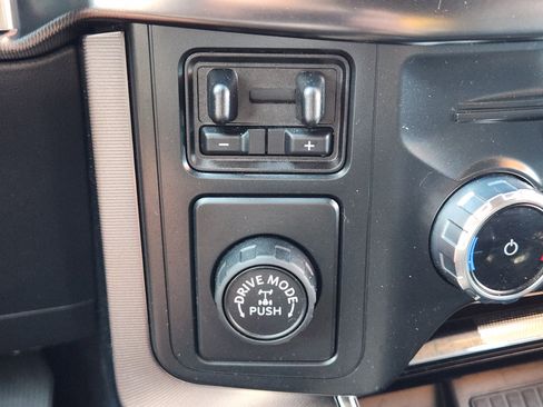 Used 2022 Ford F150 Platinum w/ Equipment Group 701A High image 24