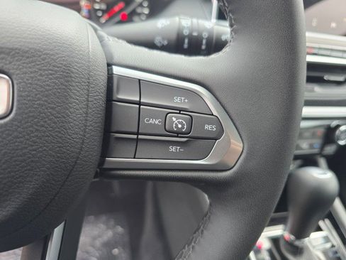 New 2026 Jeep Compass Latitude image 30