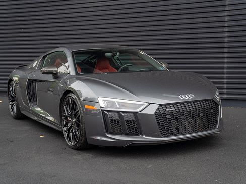 Used 2018 Audi R8 V10 plus AWD/4WD image 24