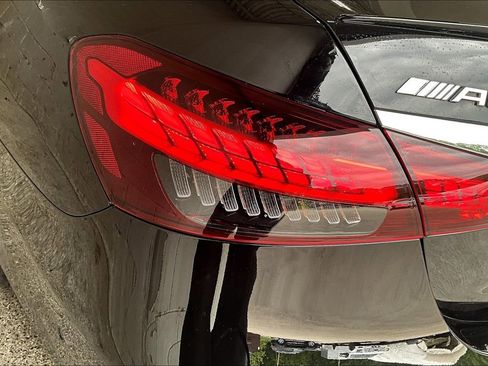 Used 2022 Mercedes-Benz E 53 AMG 4MATIC Sedan image 23