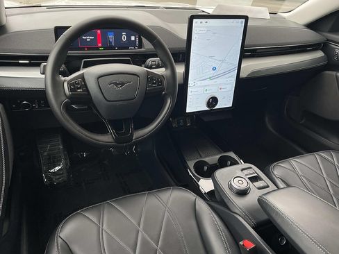 Certified 2023 Ford Mustang Mach-E Select RWD image 7