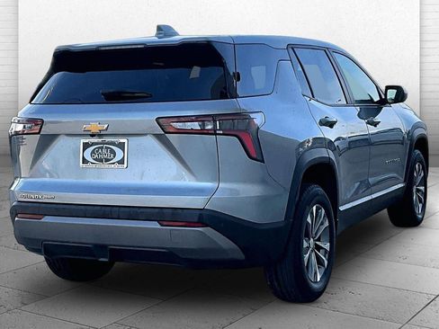 Used 2025 Chevrolet Equinox LT image 13