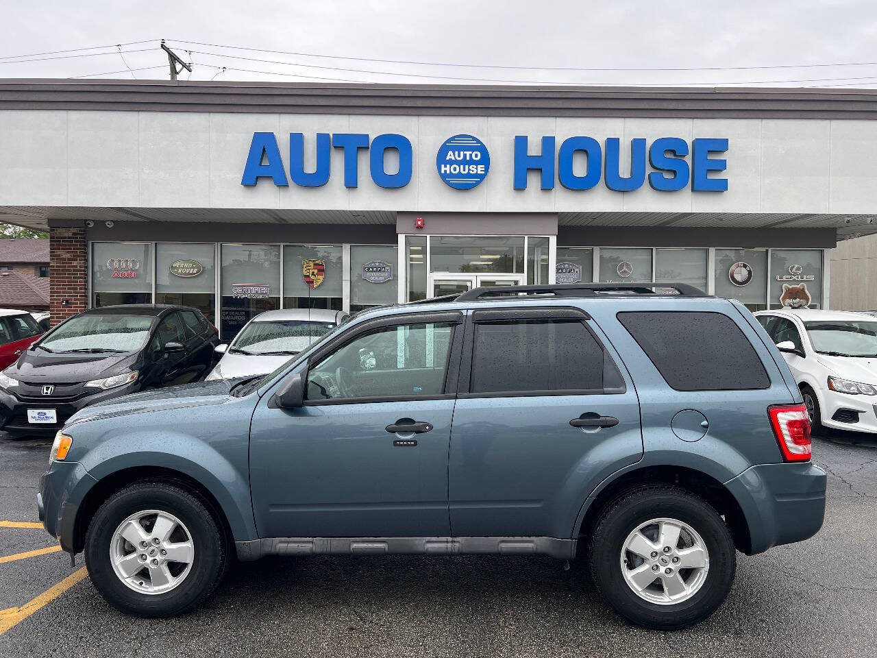 Used 2010 Ford Escape XLT FWD image 8
