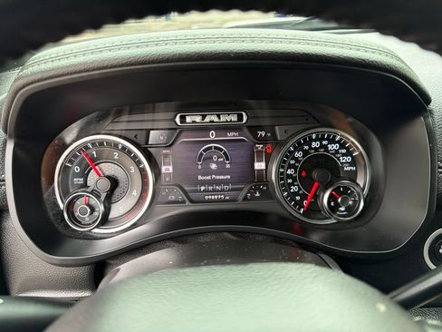 Used 2019 RAM 2500 Laramie w/ Night Edition AWD/4WD image 29