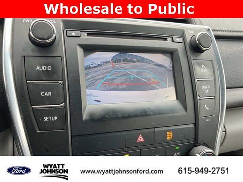 Used 2017 Toyota Camry LE image 30