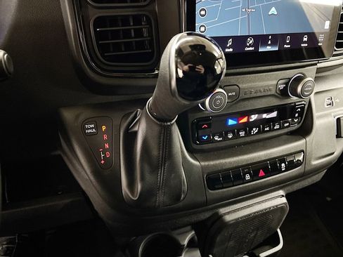 New 2026 RAM ProMaster 2500 w/ Premium Convenience Group FWD image 18