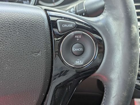 Used 2016 Honda Accord EX-L image 32