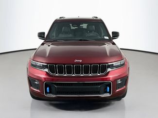 Used 2022 Jeep Grand Cherokee Overland AWD/4WD video 2