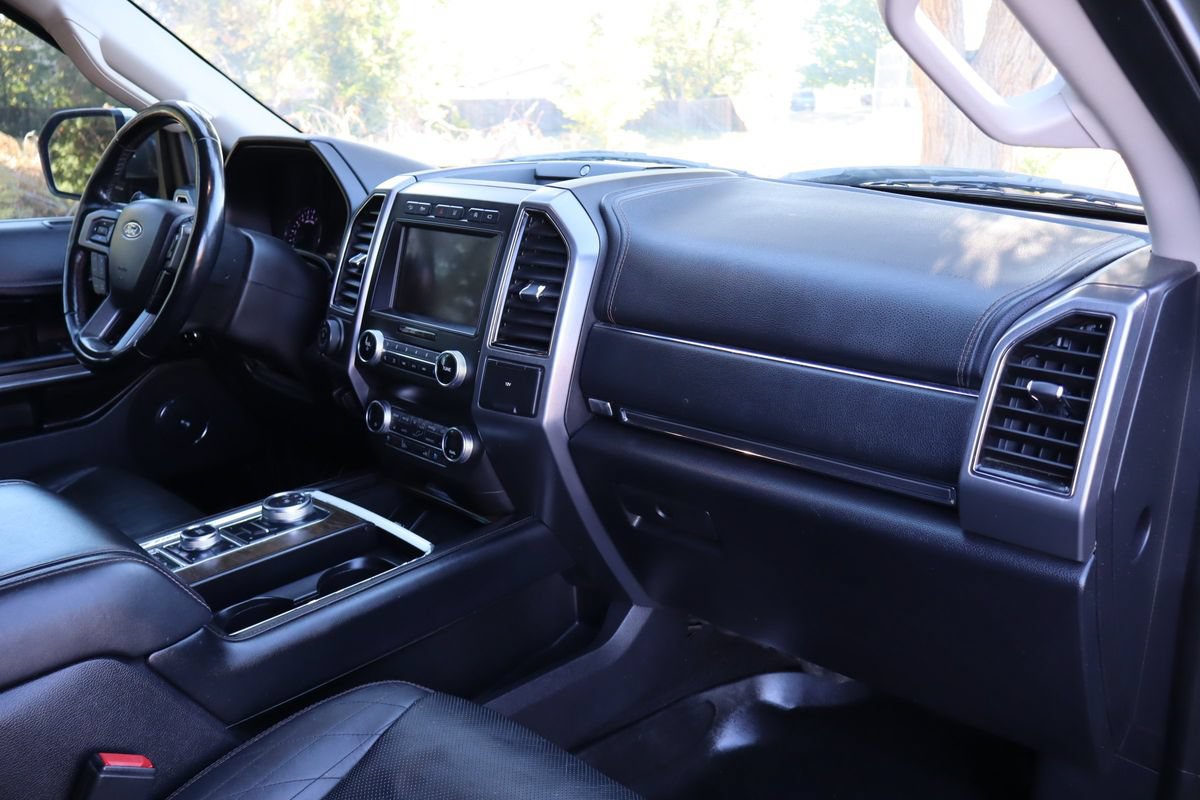 Used 2019 Ford Expedition Max Platinum AWD/4WD image 17