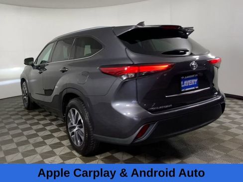 Used 2022 Toyota Highlander XLE image 8