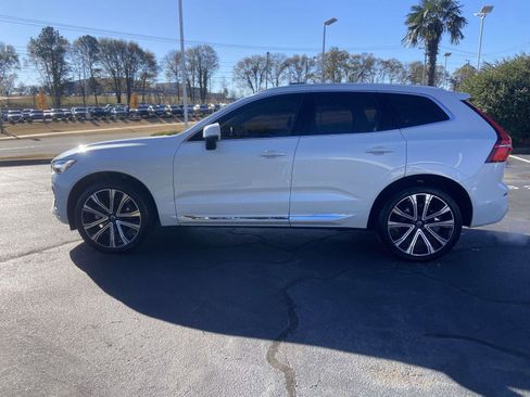 Certified 2023 Volvo XC60 B5 Ultimate w/ Climate Package image 6