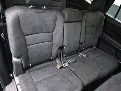 Used 2022 Honda Pilot Sport image 41