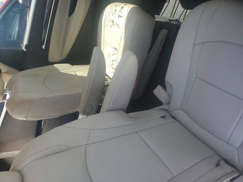Used 2019 Buick Enclave Essence w/ Trailering Package, 5000 lbs. AWD/4WD image 5