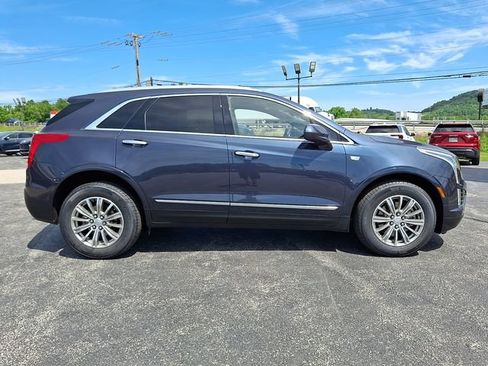 Used 2018 Cadillac XT5 Luxury w/ Driver Awareness Package AWD/4WD image 8