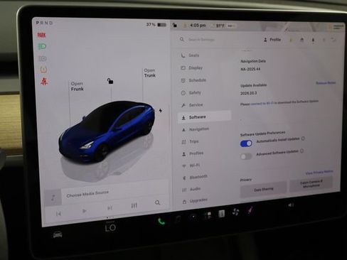 Used 2023 Tesla Model 3 Standard Range RWD image 35