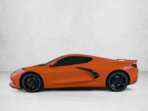Used 2022 Chevrolet Corvette Stingray Premium Cpe w/ Z51 Performance Package RWD image 9