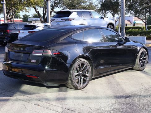 Used 2023 Tesla Model S Plaid image 13