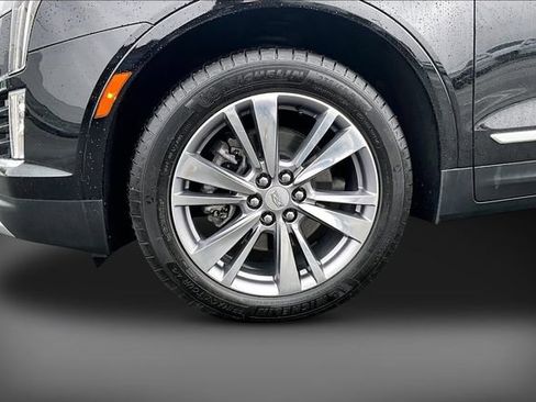 Used 2024 Cadillac XT5 Premium Luxury image 8