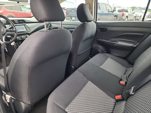 Used 2022 Nissan Versa S FWD image 38