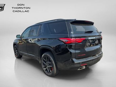 Used 2023 Chevrolet Traverse Premier w/ Redline Edition AWD/4WD image 3