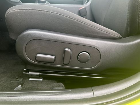 Used 2025 Hyundai Kona SEL image 23