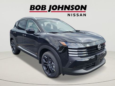 New 2026 Nissan Kicks SR w/ SR Premium Package AWD/4WD image 1