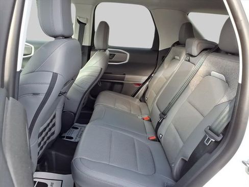 Used 2025 Ford Bronco Sport Badlands image 18