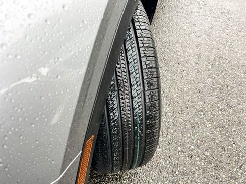 Certified 2024 Kia Sportage LX image 3