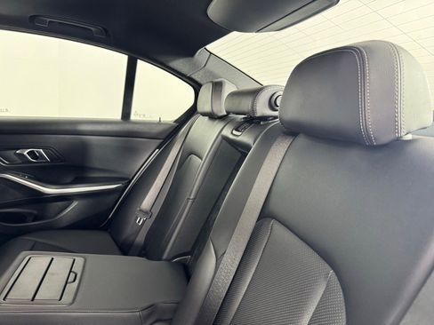 Used 2024 BMW 330i Sedan image 26