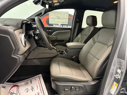 New 2026 Chevrolet Colorado ZR2 w/ Technology Package image 11