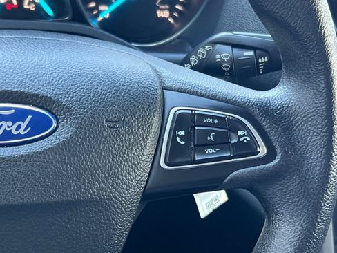 Used 2019 Ford Escape SE image 27