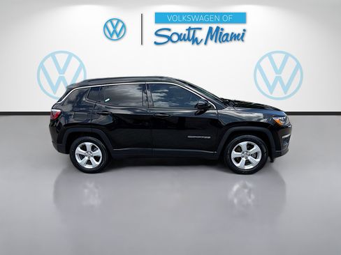 Used 2020 Jeep Compass Latitude FWD image 8