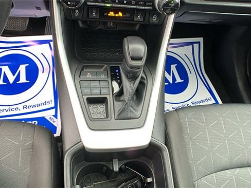 Used 2023 Toyota RAV4 XLE image 16