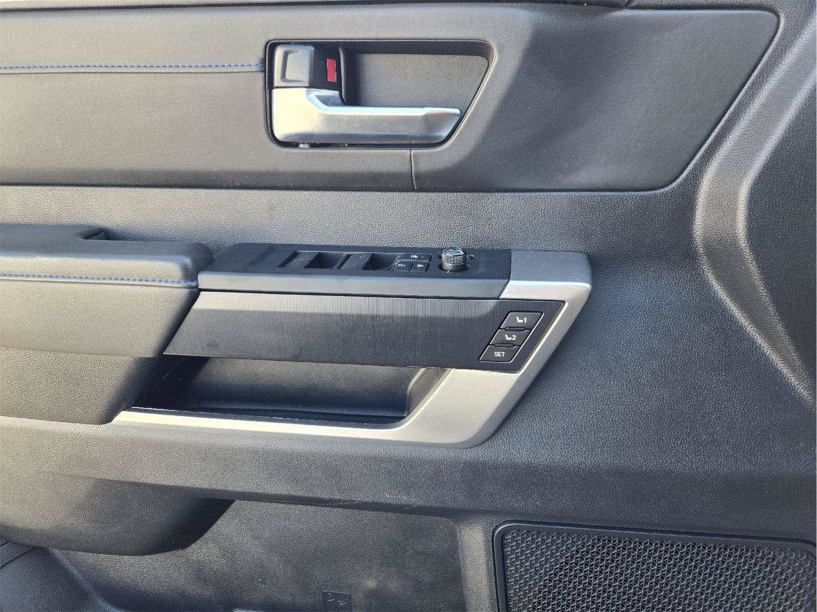 Used 2023 Toyota Tundra Platinum AWD/4WD image 20