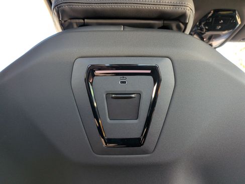 New 2026 BMW 530i w/ Premium Package image 36