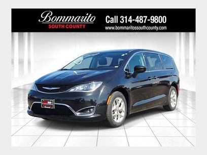 Used 2019 Chrysler Pacifica Touring Plus w/ Advanced Safetytec Group