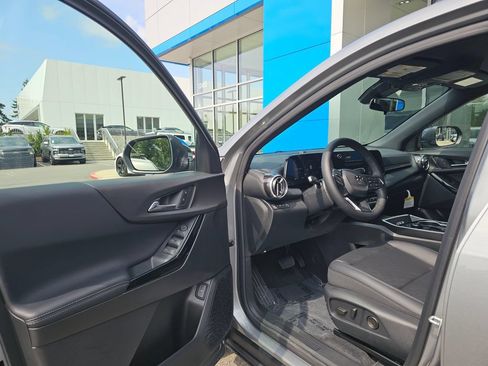 New 2027 Chevrolet Equinox LT w/ Convenience Package II AWD/4WD image 24