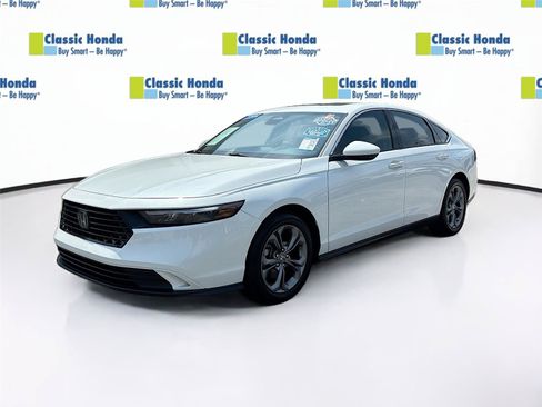 Used 2024 Honda Accord EX image 3