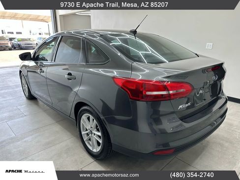 Used 2016 Ford Focus SE image 10