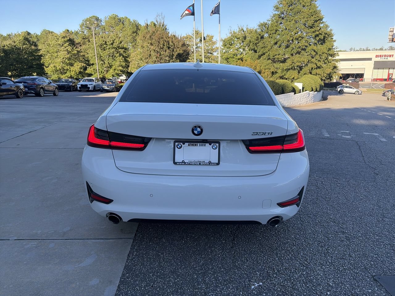 Used 2021 BMW 330i Sedan w/ Premium Package RWD image 7