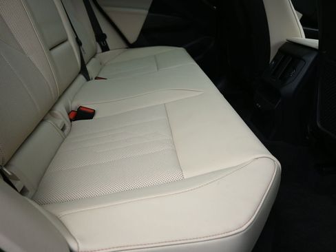 Used 2025 BMW X3 xDrive30i w/ Premium Package image 24