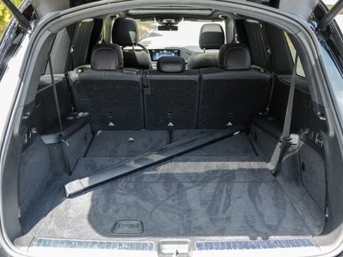 Used 2024 Mercedes-Benz GLS 450 4MATIC w/ Pinnacle Trim Package image 20
