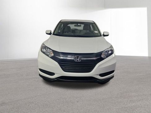 Used 2017 Honda HR-V LX image 24